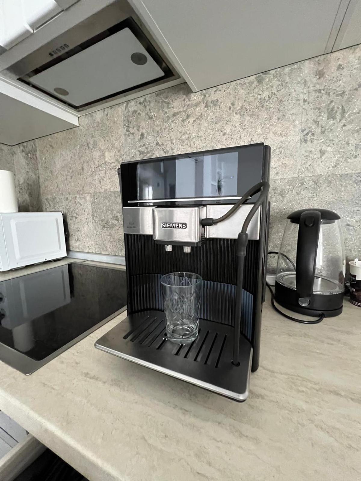 Luxus Cluj Airport Apartments Extérieur photo