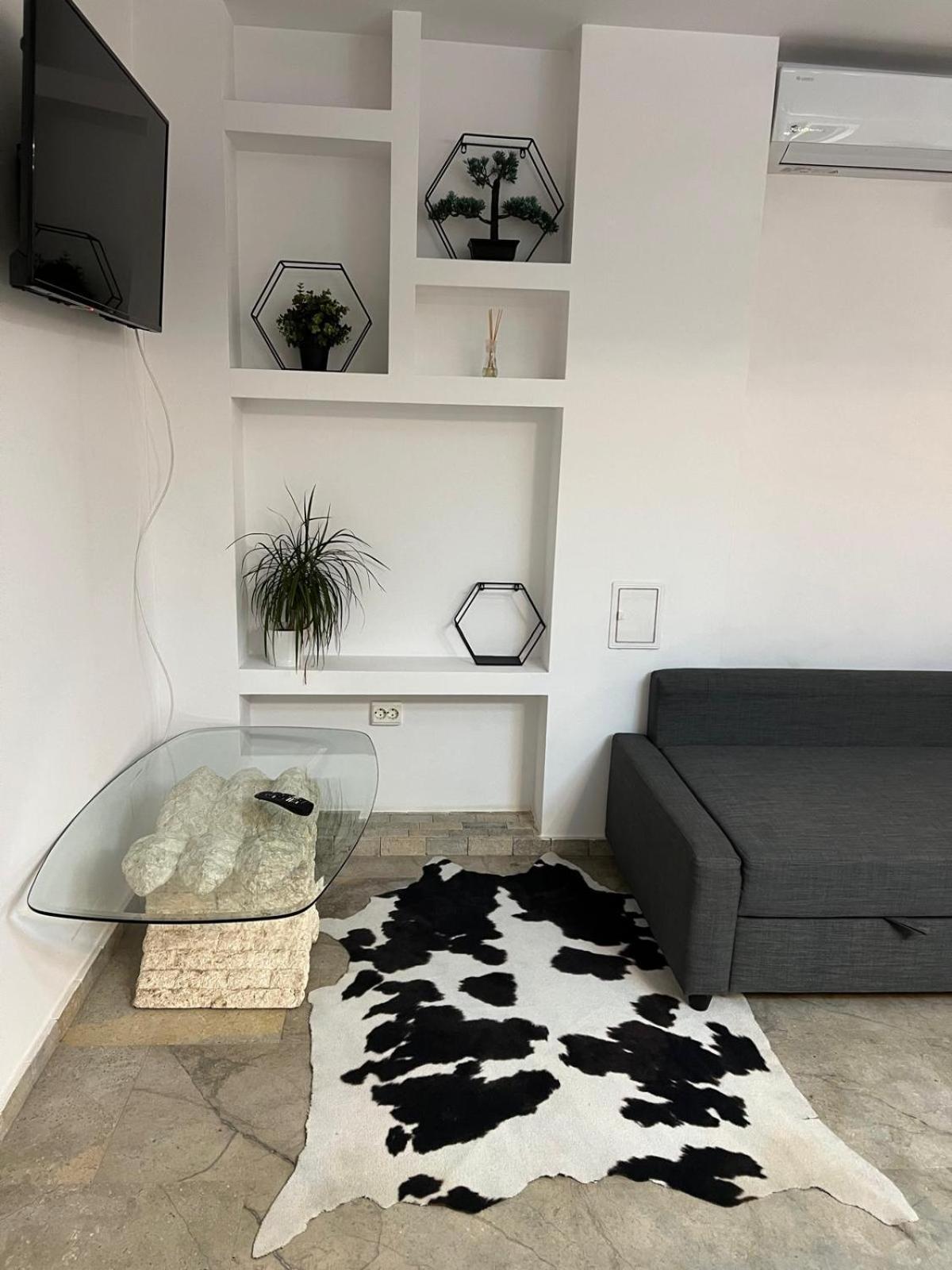 Luxus Cluj Airport Apartments Extérieur photo