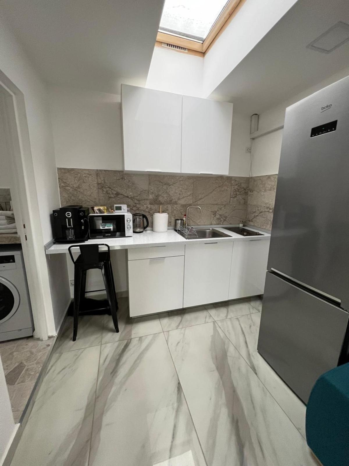 Luxus Cluj Airport Apartments Extérieur photo