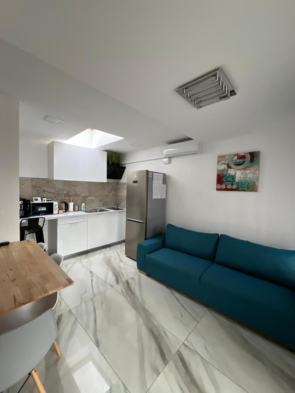 Luxus Cluj Airport Apartments Extérieur photo